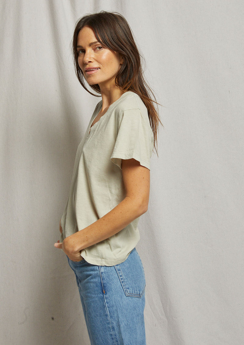 Perfect White Tee Hendrix Basic V Neck