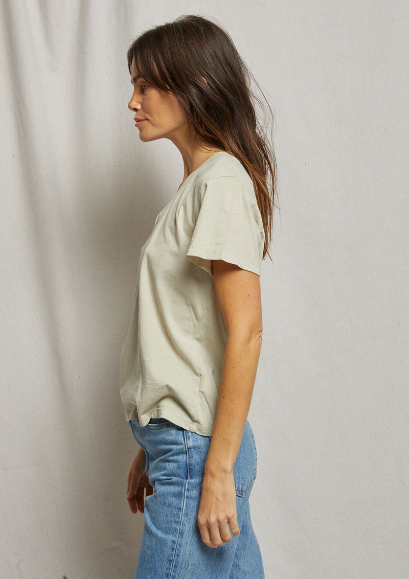 Perfect White Tee Hendrix Basic V Neck