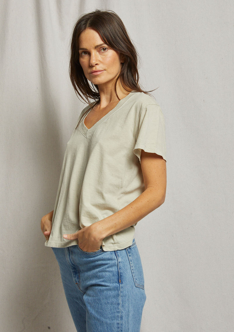 Perfect White Tee Hendrix Basic V Neck