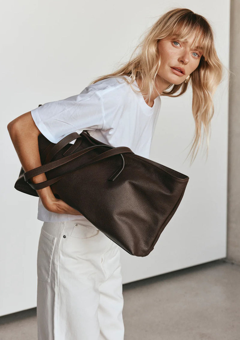 Vestirsi Mia Leather East West Slouchy Tote